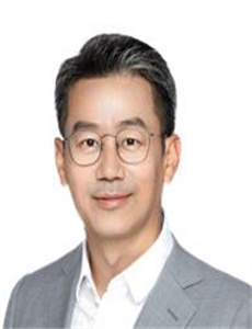 鲍臻炜